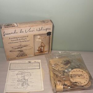 Leonardo da Vinci Helicopter Building Set - Natural Wood